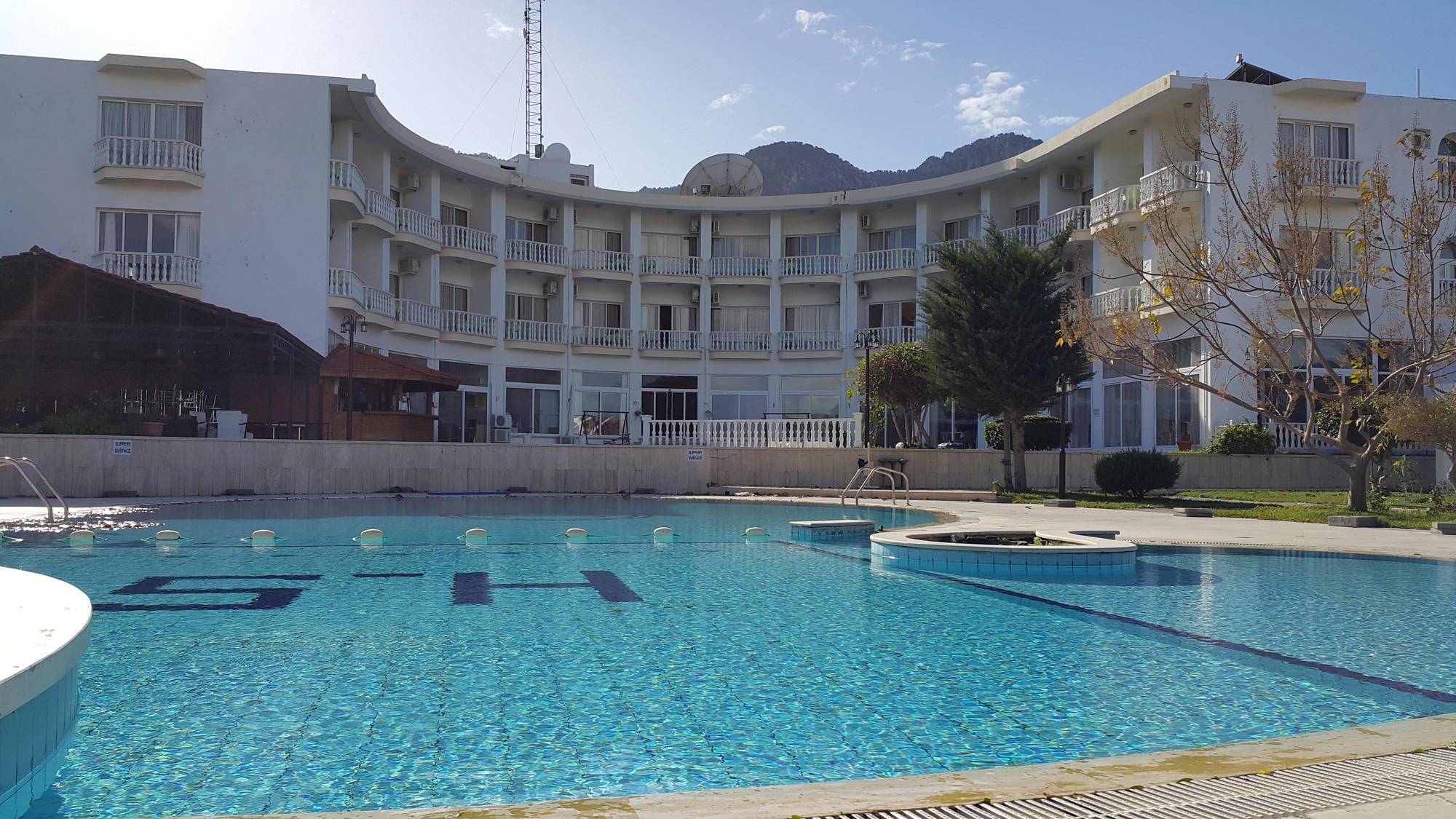 Sempati Hotel Lapithos  Bagian luar foto